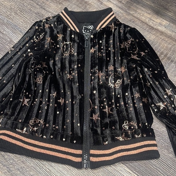 Hello Kitty jacket - Picture 2 of 10